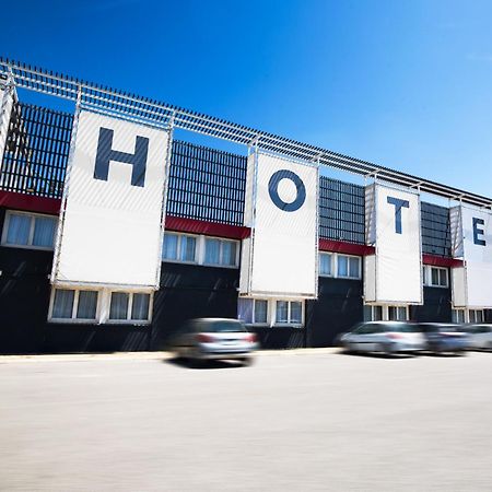 Brit Hotel Montpellier Parc Expo Pérols Buitenkant foto