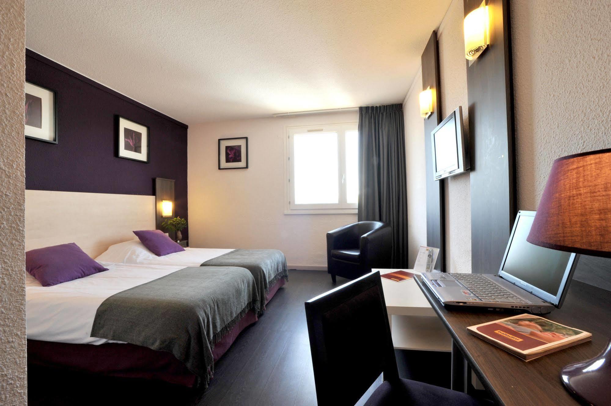 Brit Hotel Montpellier Parc Expo Pérols Buitenkant foto